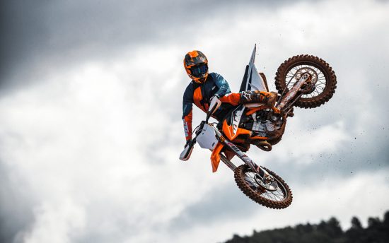 Drop the gate: the new 2022 KTM motocross and cross-country range hits ...